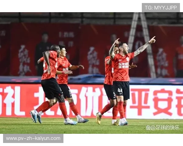 亚泰球迷泪崩：球队真的撑不住了